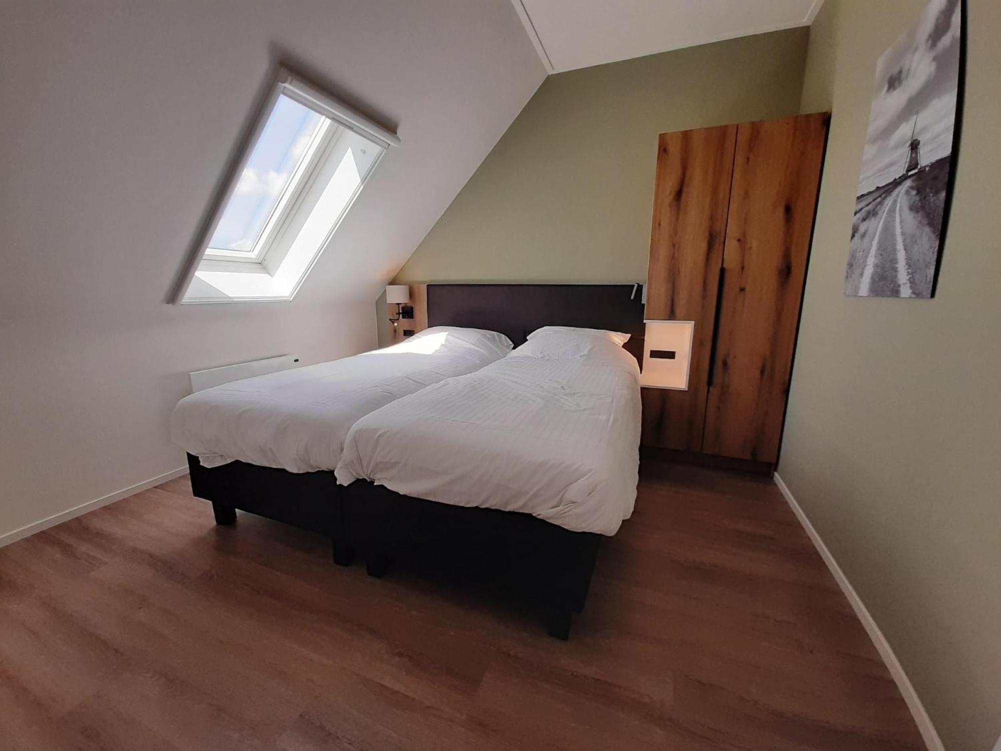 Holiday home Spacious In With Garden Leons