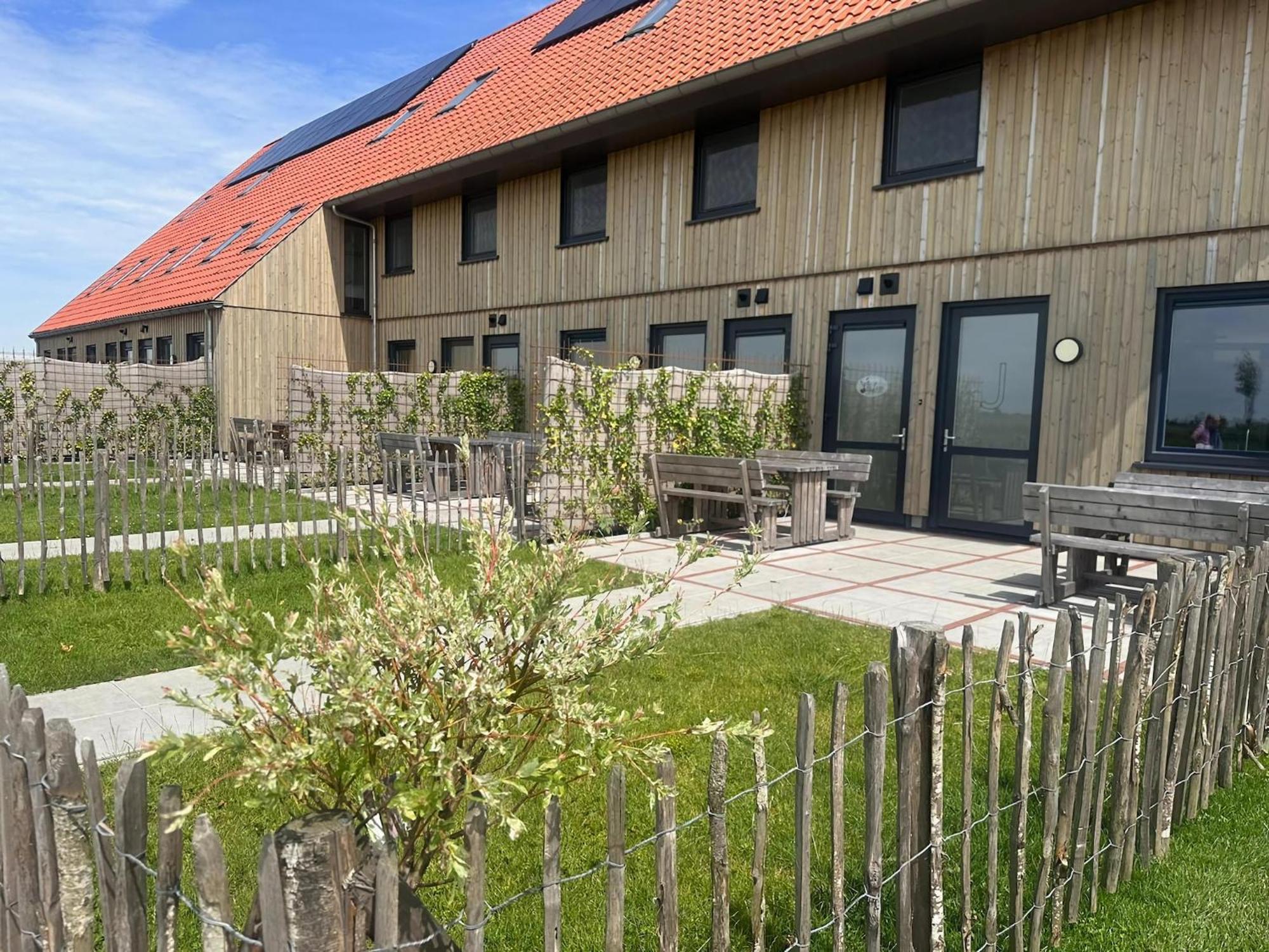Spacious In With Garden Holiday home *