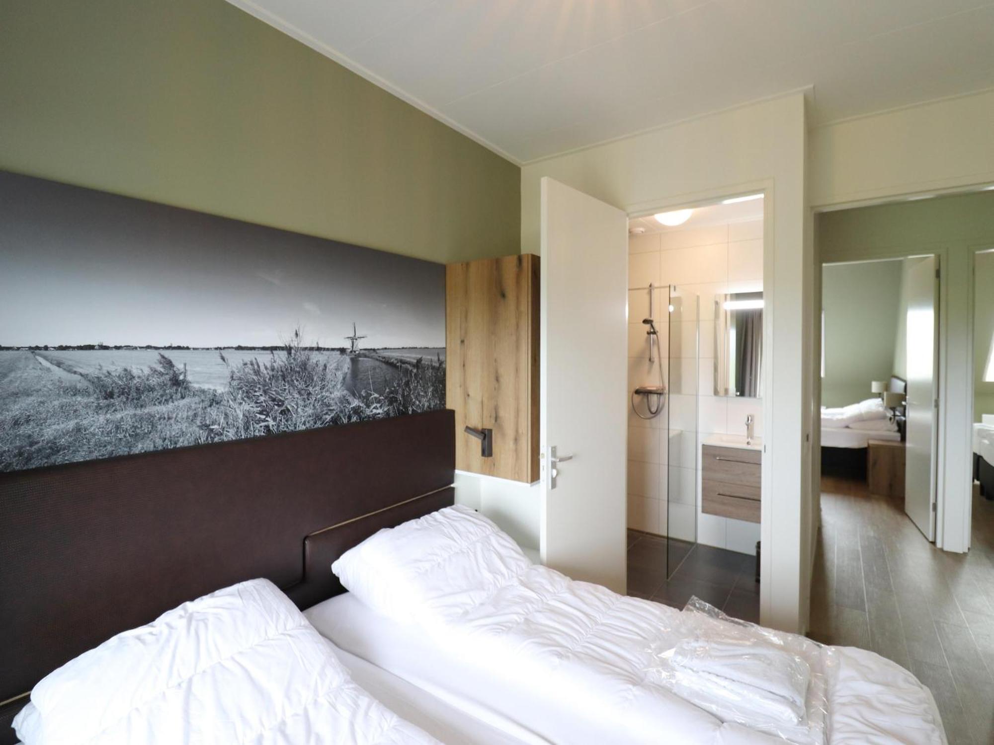 Spacious In With Garden *